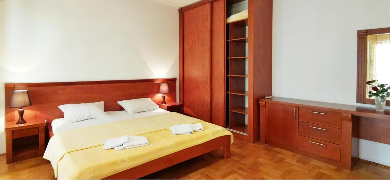 Apartments And Rooms Marija Budva Ngoại thất bức ảnh