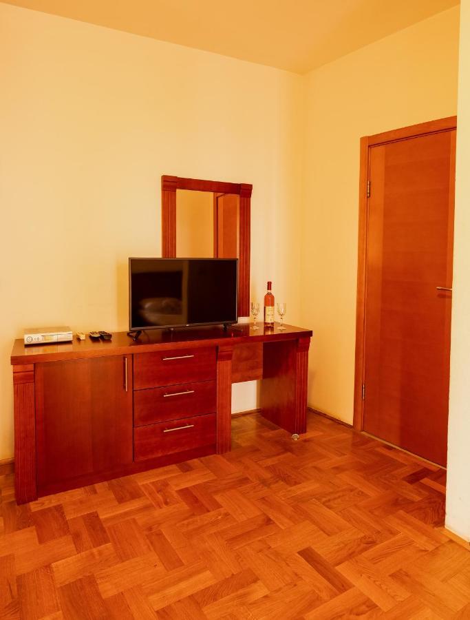 Apartments And Rooms Marija Budva Ngoại thất bức ảnh