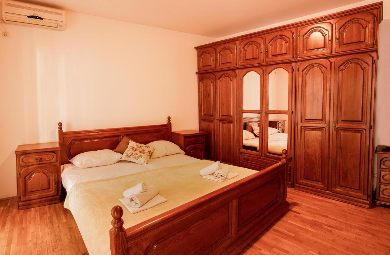 Apartments And Rooms Marija Budva Ngoại thất bức ảnh