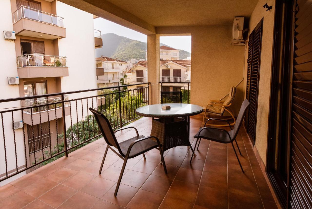 Apartments And Rooms Marija Budva Ngoại thất bức ảnh