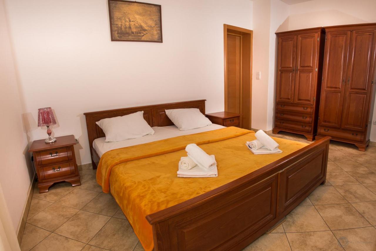 Apartments And Rooms Marija Budva Ngoại thất bức ảnh