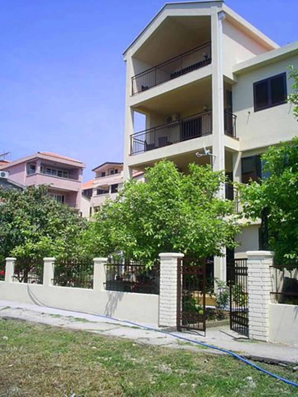 Apartments And Rooms Marija Budva Ngoại thất bức ảnh